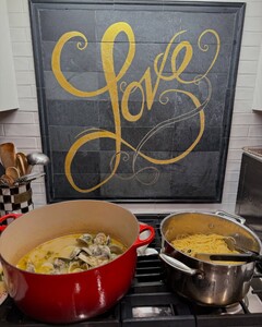 alix_earle posts 2024-12-29 05.39 DEJEFQBx0MZ_5_12 471759107_903582591919962_4131434209974936871_n.jpg