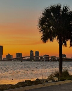 alix_earle posts 2025-01-18 04.21 DE8bFuxxRqg_5_12 474097735_18481610890029152_7359142347034789994_n.jpg