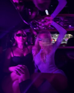 alix_earle posts 2025-02-07 00.12 DFveiFfy6qF_3_16 476616848_18485132572029152_2793205650415441222_n.jpg