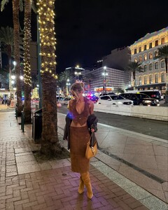 alix_earle posts 2025-02-09 05.34 DF1M94sRb9e_5_9 476748334_18485537845029152_6272128702226278000_n.jpg