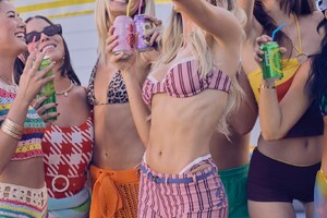 alix_earle posts 2025-02-10 08.07 DF4DQEHR6UO_3_6 477437202_18485743960029152_3692328660341748333_n.jpg