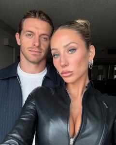 alix_earle posts 2025-02-13 07.18 DF_r_LARQ-N_17_18 478149478_18486260917029152_887366425947584497_n.jpg