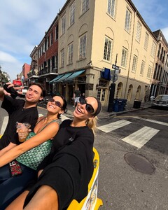 alix_earle posts 2025-02-13 07.18 DF_r_LARQ-N_6_18 478468201_18486260818029152_2712687650639903529_n.jpg