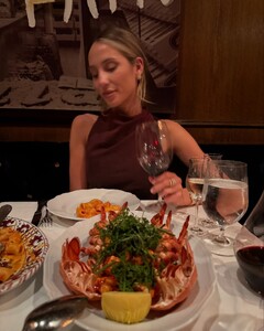 alix_earle posts 2025-02-15 04.46 DGEkLRfxRuO_8_13 479160025_18486617368029152_5641076746554547070_n.jpg