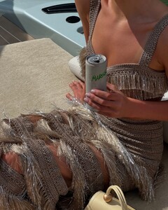 alix_earle posts 2025-03-17 07.16 DHSFOalxlHB_11_12 484892295_18492641227029152_7500018040875358050_n.jpg