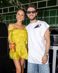 alix_earle posts 2025-03-18 05.29 DHUdy42Rab5_4_16 485122346_18492850231029152_5175618984368795675_n.jpg