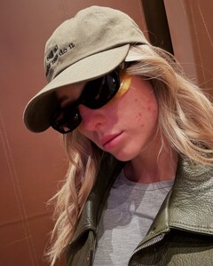 alix_earle posts 2025-04-07 05.24 DIH9Krrxcqb_8_12 488575110_18497098519029152_2865552763803473656_n.jpg