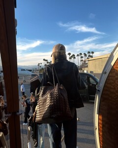 alix_earle posts 2025-04-12 00.16 DIUR0PUyOet_7_12 490491211_18498083143029152_7681176466715278907_n.jpg