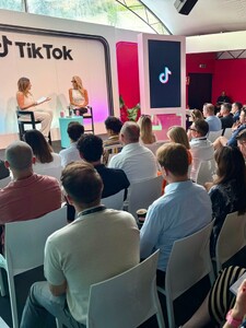 alix_earle posts 2025-06-21 23.13 DLK_F93R0ip_12_15 509768936_18511772416029152_6511951658253535599_n.jpg