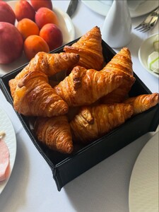 alix_earle posts 2025-06-21 23.13 DLK_F93R0ip_13_15 511379434_18511772428029152_1916668699078663016_n.jpg