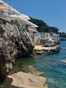 alix_earle posts 2025-06-21 23.13 DLK_F93R0ip_3_15 509992506_18511772314029152_5889486070460720319_n.jpg