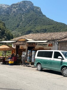 alix_earle posts 2025-06-24 21.50 DLSj5gLxF73_8_18 511646184_18512291119029152_3822964399796683632_n.jpg