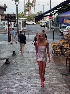 alix_earle posts 2025-06-29 20.24 DLfSEnzozVc_11_11 514595100_18513163225029152_9132884593066867642_n.jpg