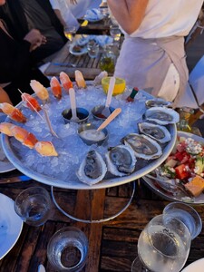 alix_earle posts 2025-07-19 03.35 DMQ-gTJydVd_8_13 520571082_18516627796029152_1878410788052412591_n.jpg