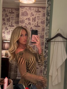 alix_earle posts 2025-07-24 03.57 DMd5DM5RXzE_16_16 523263689_18517563790029152_1198947631539944978_n.jpg