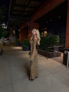 alix_earle posts 2025-07-24 03.57 DMd5DM5RXzE_4_16 523351752_18517563661029152_3103380319952281299_n.jpg