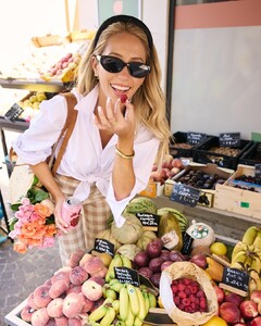 alix_earle posts 2025-08-05 20.31 DM-kUdKxlZp_6_13 527454192_18519864724029152_92628485281318594_n.jpg