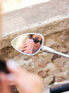 alix_earle posts 2025-08-06 22.38 DNBXqeNxFwE_10_14 529470132_18520045666029152_1233131419242936000_n.jpg