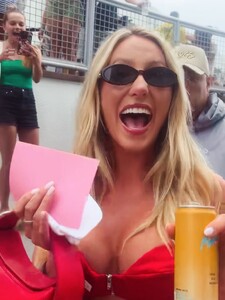 angelinardavis posts 2025-07-20 19.19 DMVPYleseyn_3_3 521473341_18509399770023399_665443045674051292_n.jpg