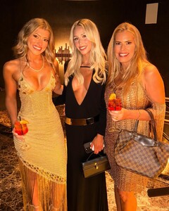 annagmartinez posts 2025-05-17 22.55 DJw1O_uNlhu_10_12 498641390_18501495739035751_4954604976133441896_n.jpg