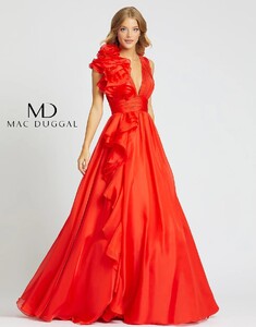 ballgowns-by-mac-duggal-48856h-269912.jpg