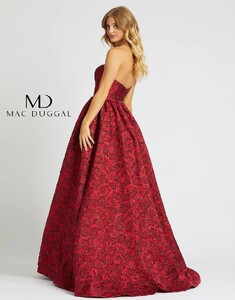 ballgowns-by-mac-duggal-66745h-836174.jpg