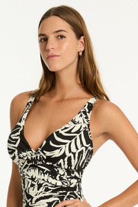 black-jungle-book-cross-front-multifit-one-piece_02.jpg
