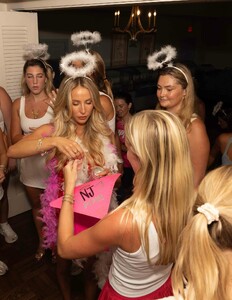 blitzbeads posts 2025-08-17 05.43 DNb4PlqPfjp_4_5 534366817_18314453161213004_1087671738482646513_n.jpg