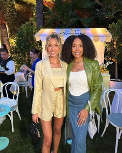 courtney_tezeno posts 2023-04-02 00.11 CqgQOBtvcZ1_6_8 338935647_1269673150645904_2917902293218933870_n.jpg