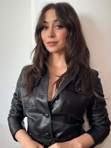 cristin-milioti-instagram-photos-08-19-2025-1.jpg