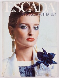 escada catalog 85.jpg
