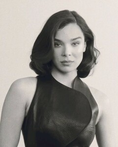 hailee-1.jpg