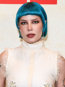 halsey-10.jpg