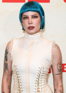 halsey-7.jpg