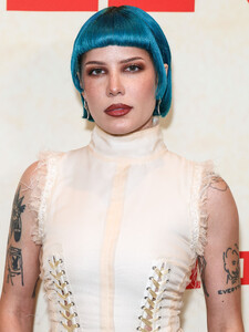 halsey-8.jpg