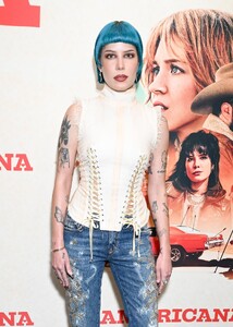 halsey-8.jpg