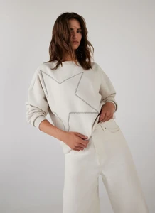 ivory-star-sweatshirt_2_250716041134_1000x.webp