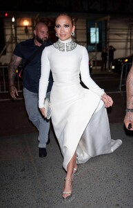 jennifer-lopez-stephane-rolland-kander-birthday-celebration-2.jpg