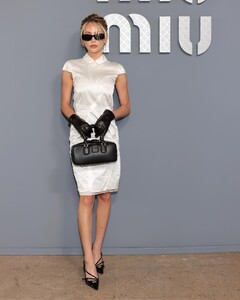 justjared posts 2024-10-02 07.43 DAmsUeaPl5t_5_10 461809517_457127074038177_1421804933016016494_n.jpg