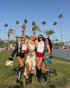 kasio.pya posts 2025-03-06 01.59 DG1MKK0uvMA_1_3 482745936_18488153197014148_2269636222325760692_n.jpg