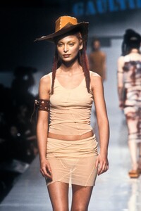 katiT s96jpGaultier-35.jpg