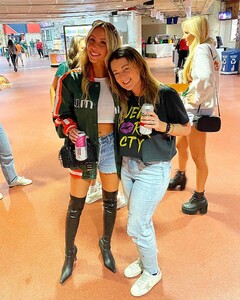 klevz posts 2023-04-05 02.43 CqoQARyOohl_2_10 339665796_741219657671118_44080515680925096_n.jpg