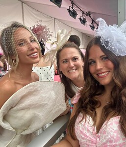 madisonroberts._ posts 2025-05-04 22.35 DJPUlhQxaKM_3_11 495182991_18504995998039947_4650835158022959579_n.jpg