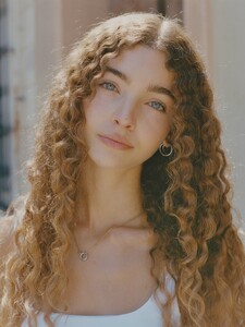 mariabgllo_3692688884165352446's2025-8-9-10.0.283 story.jpg