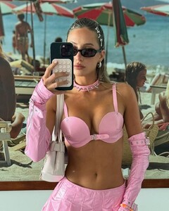 melaniaclarajewelry posts 2025-04-03 02.26 DH9VjRjy9J2_1_5 487954621_18351459259151410_341494170982591734_n.jpg