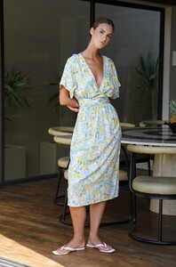 melody-midi-dress-pastel-blooms_05.jpg