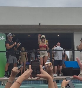 molly_carlton_ posts 2025-07-21 00.32 DMVzJPXx0Mw_4_4 521257924_18512946478000170_2690600401259689557_n.jpg