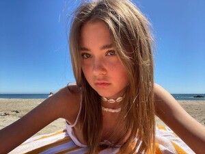 myrkiajade_3081037448973563509's2025-8-8-19.38.20 story.jpg