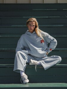 nanniirene feed 2025-08-27 07.09 DN2J_awZmK8_1_12 540613459_18477191974074762_139794518018085105_n.jpg