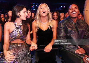 norafatehi.feed posts 2025-05-27 23.07 DKKmfMGTBQh_3_5 501360305_17848065576475302_567917383660555860_n.webp